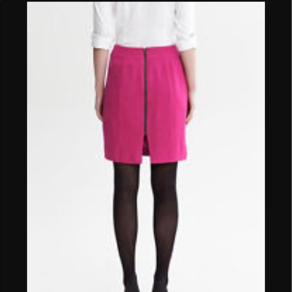 Banana Republic Zip-Back Pencil skirt